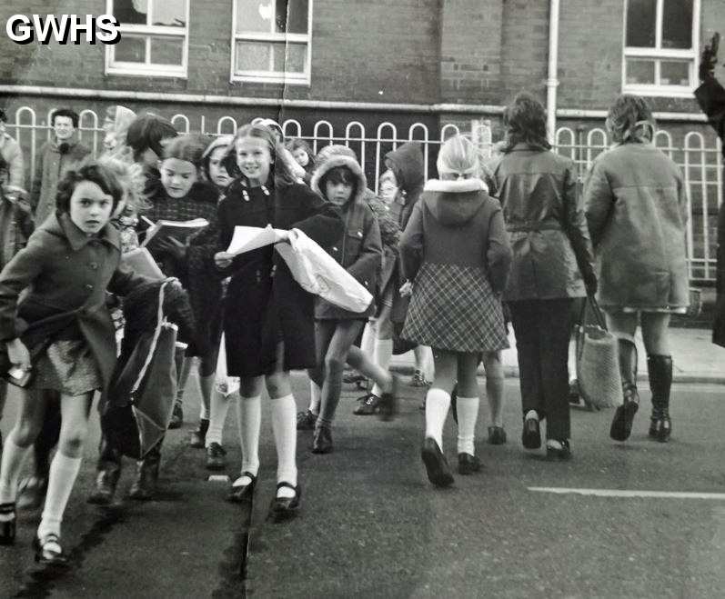 34-249 Coming out of school. All Saints Junior on Long Street Wigston Magna 1960's
