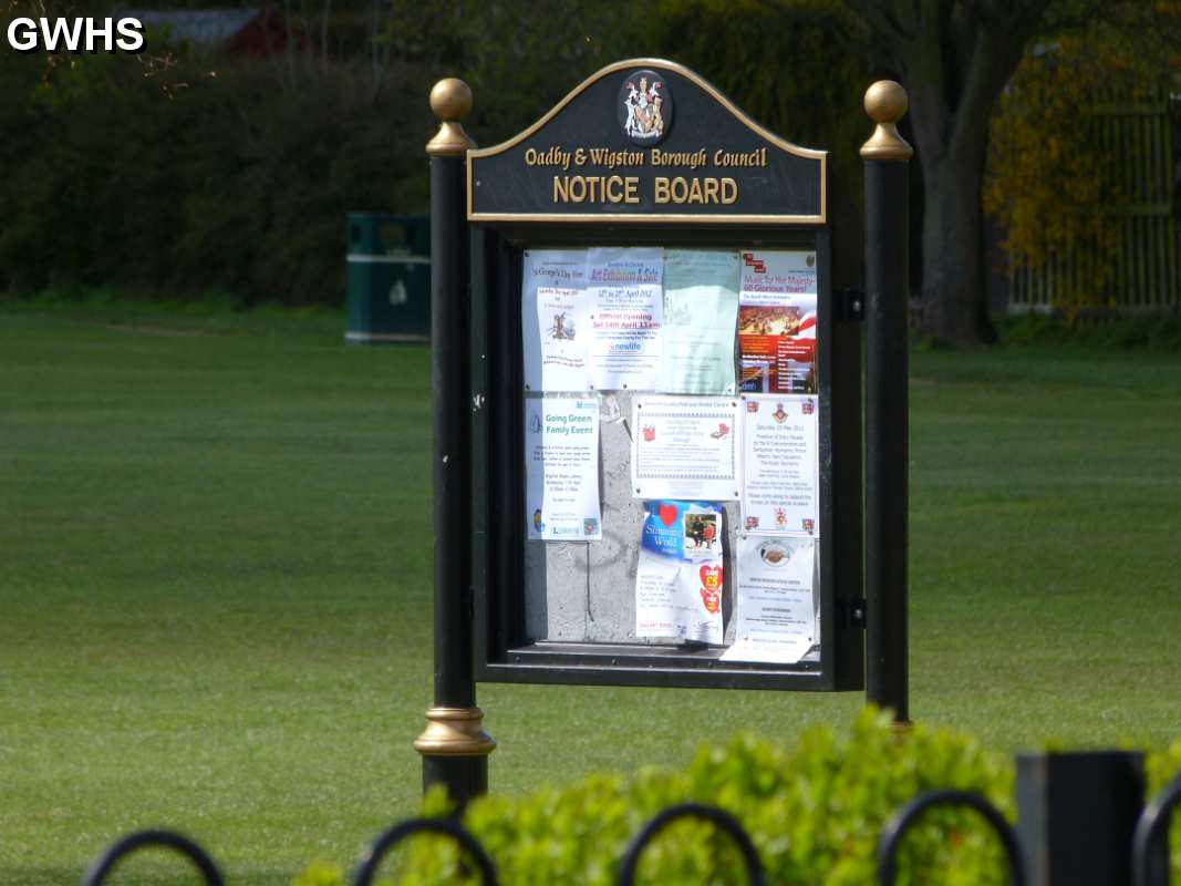 19-334 Notice Board in Willow Park Aylestone Lane Wigston Magna 2012