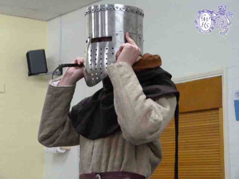 29-014 Arming a Knight Jed