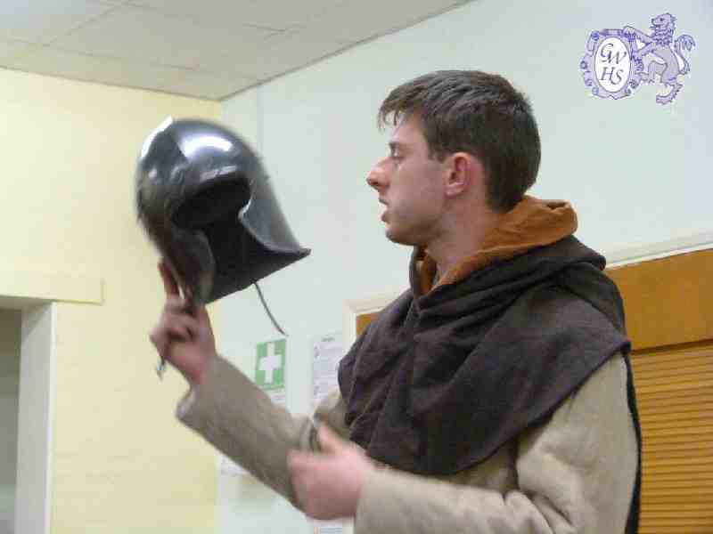 29-024 Arming a Knight Jed