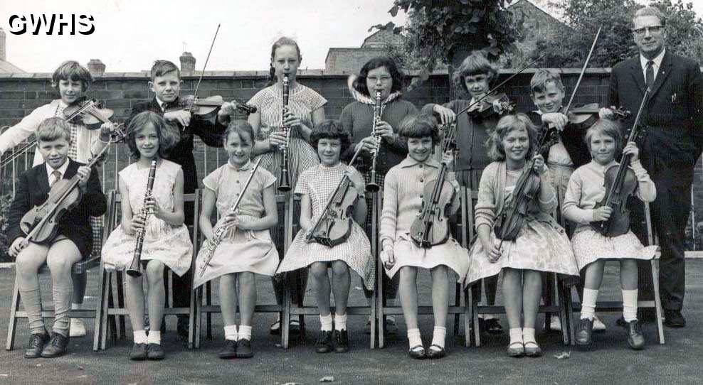 34-216 Bassett Street School Orchestra c 1960 South Wigston