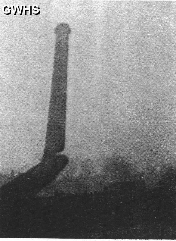 15-042 Wigston Junction Brickyard chimney Blaby Road being demolished c 1929