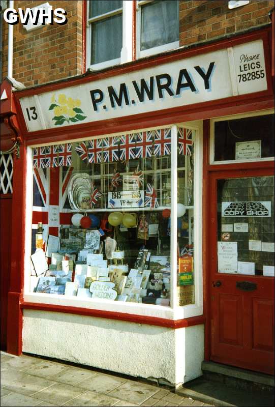 29-210 P M Wray's Shop 13 Blaby Road South Wigston