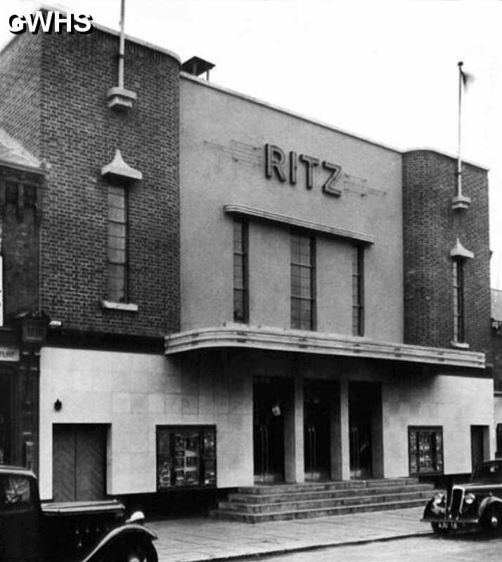 30-738 The Ritz Blaby Road South Wigston c 1940