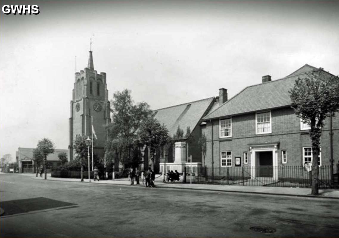 32-382 St Thomas Church, South Wigston ~ Postcard from 1939
