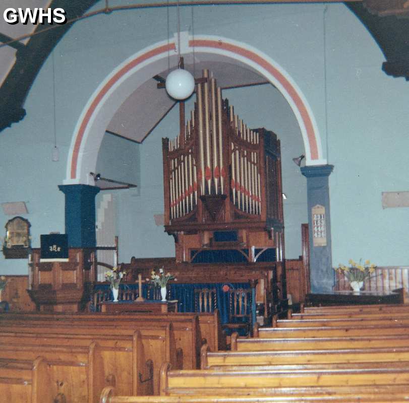 34-873 Inside Congregational Church Blaby Road South Wigston 1967