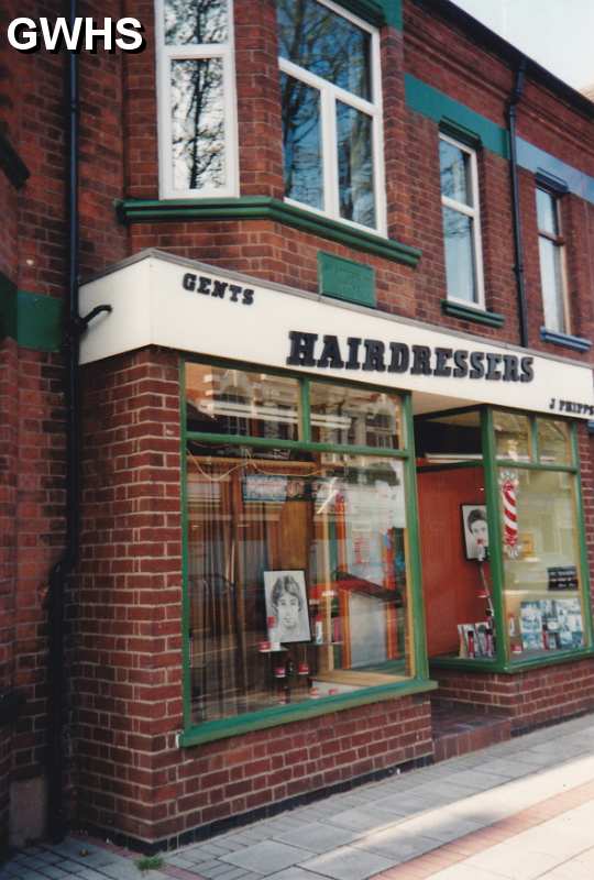 35-073 J Phipps hairdressers Blaby Road South Wigston May 1994