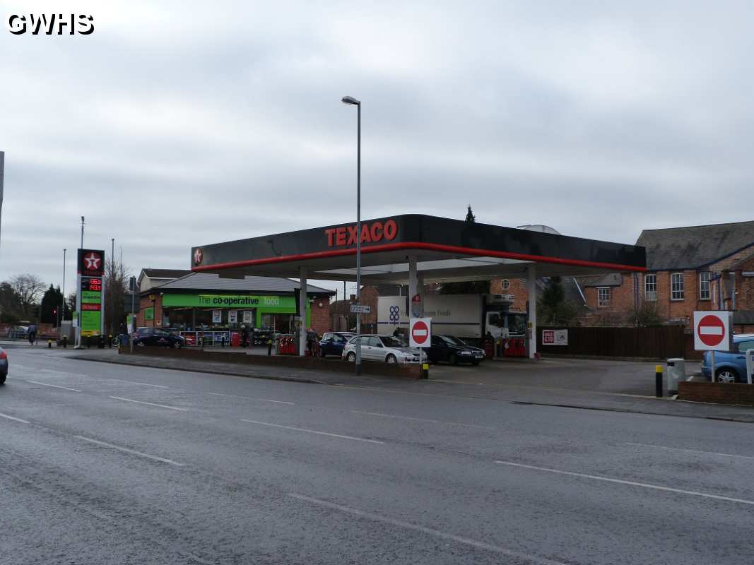 19-038 Co-operative Petrol Station on Bull Head Street Wigston Magna  Feb 2012