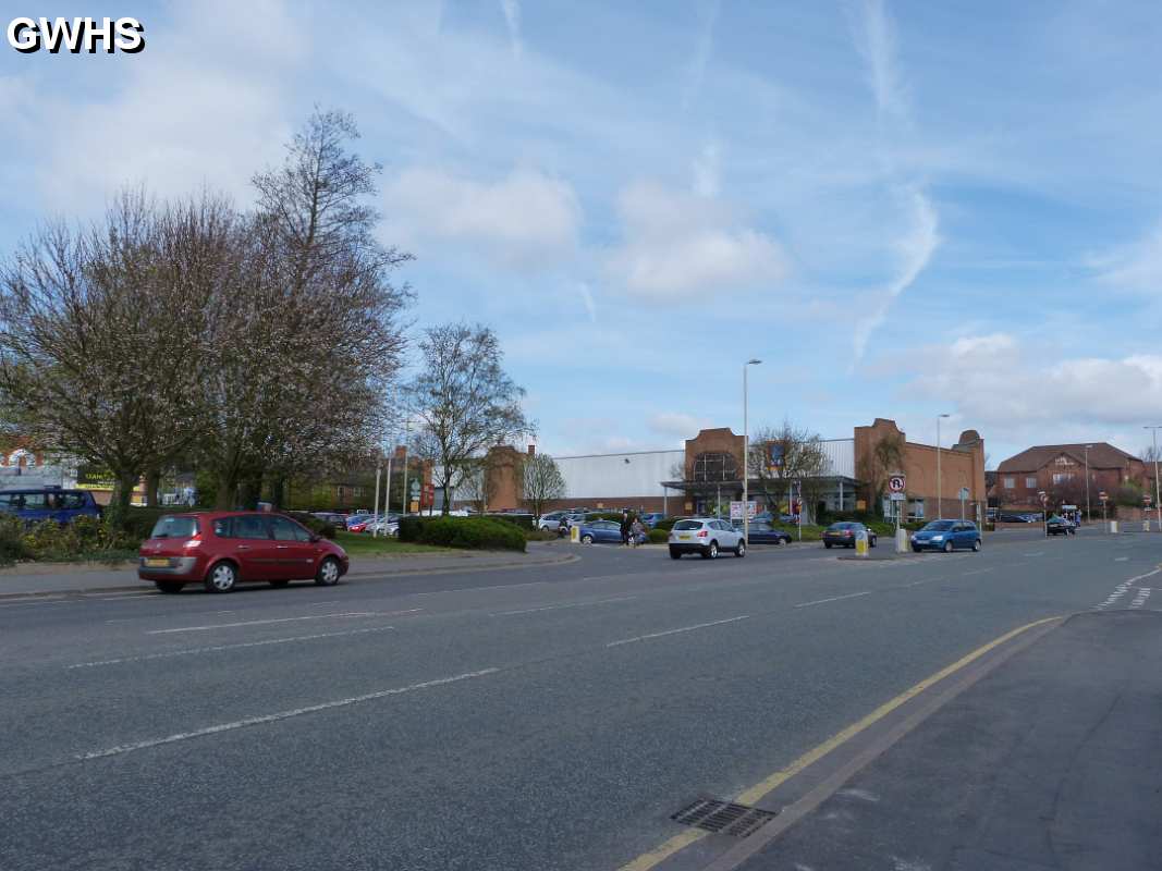 19-309 Aldi Bull Head Street Wigston Magna April 2012