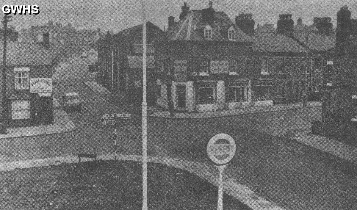 22-474 Cross Road at Newton Lane, Bull Head Street and Moat Street Wigston Magna 1966 