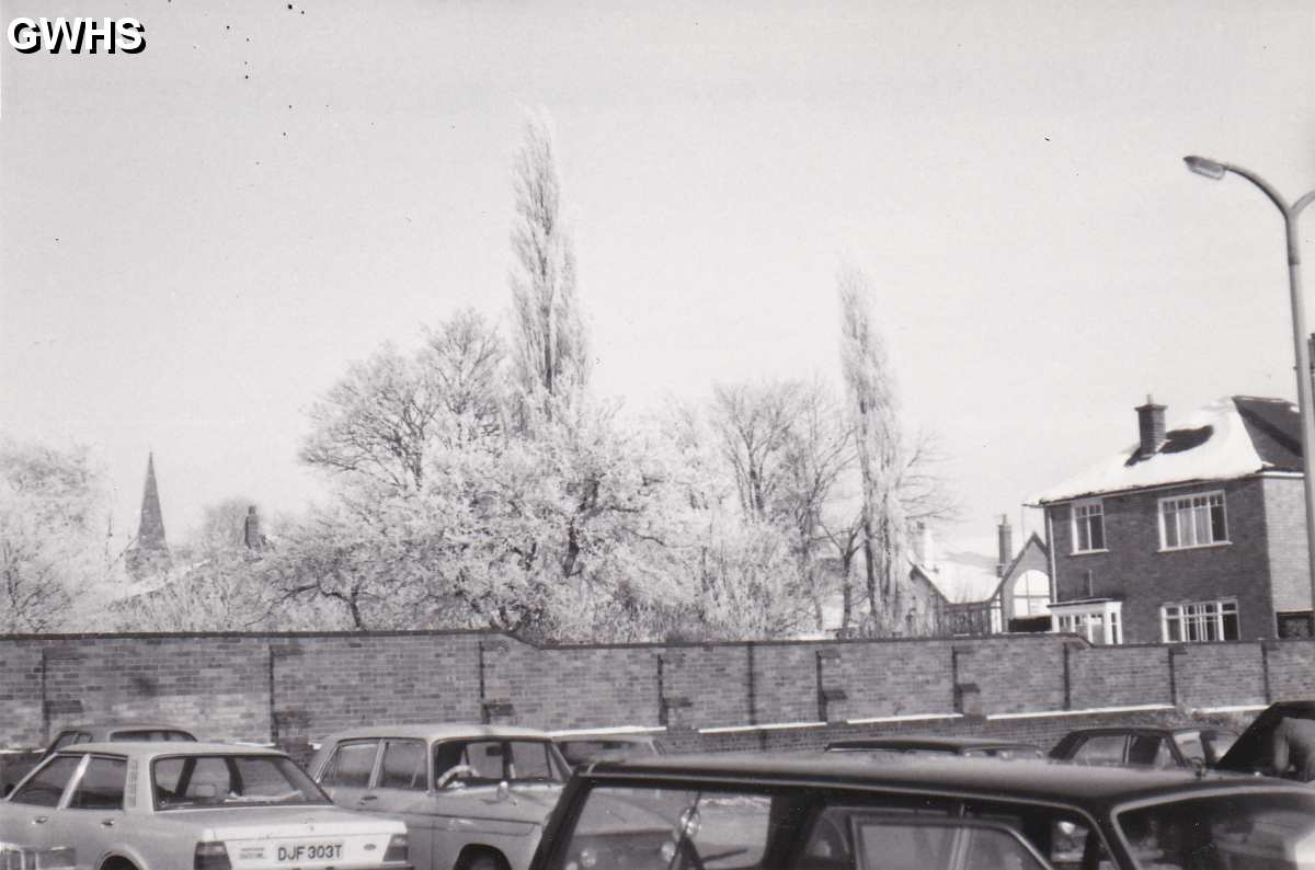 8-76 View of St Wistans from Bull Head Street Wigston Magna