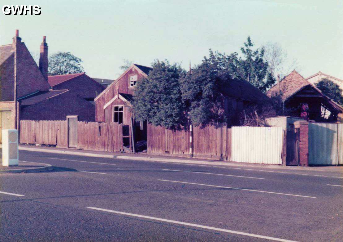 33-332 The old Adult School in Bull Head Street, probably 1970s