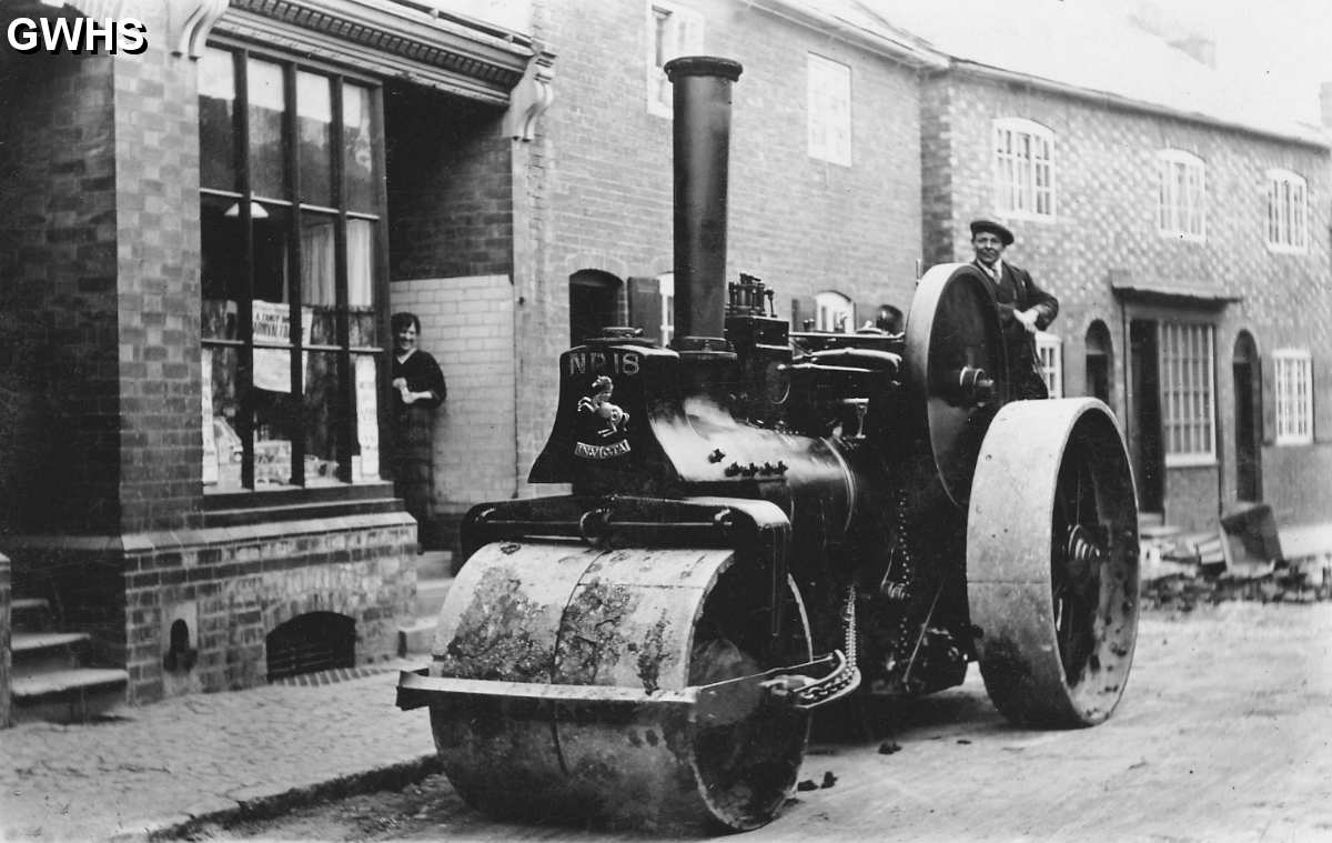 29-114a Steam Road Roller outside 18 Bushloe End  c 1940