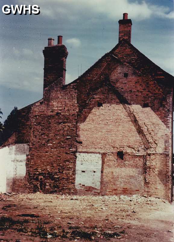 8-100 Rough Gable End 42 - 44 Bushloe End Wigston Magna