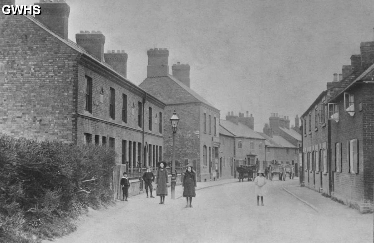 8-106a Bushloe End Wigston Magna c 1920