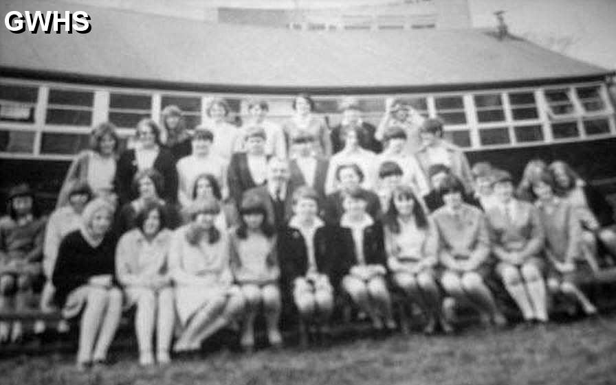 30-851 Bushloe High School Wigston Magna Mr Whiteman and we are in front of the Ponderosa in 1967.
