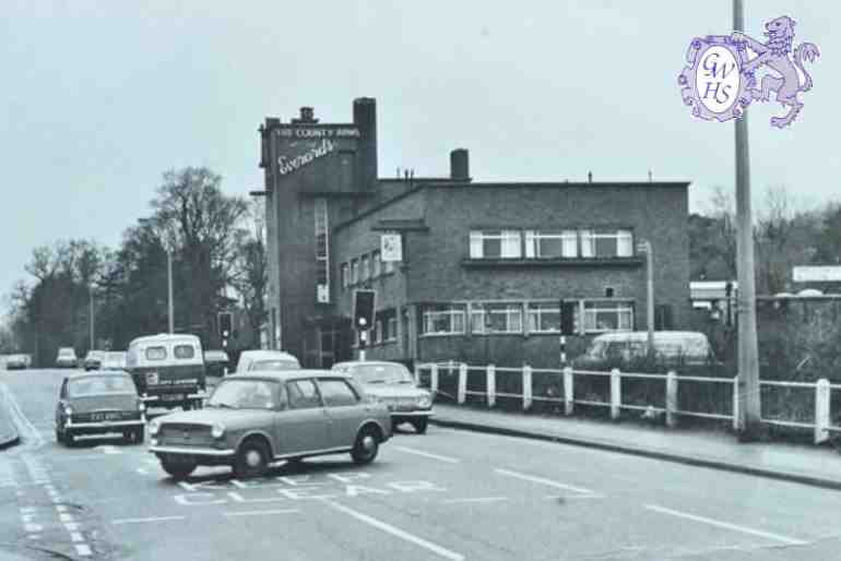 26-485 County Arms Blaby 1970's