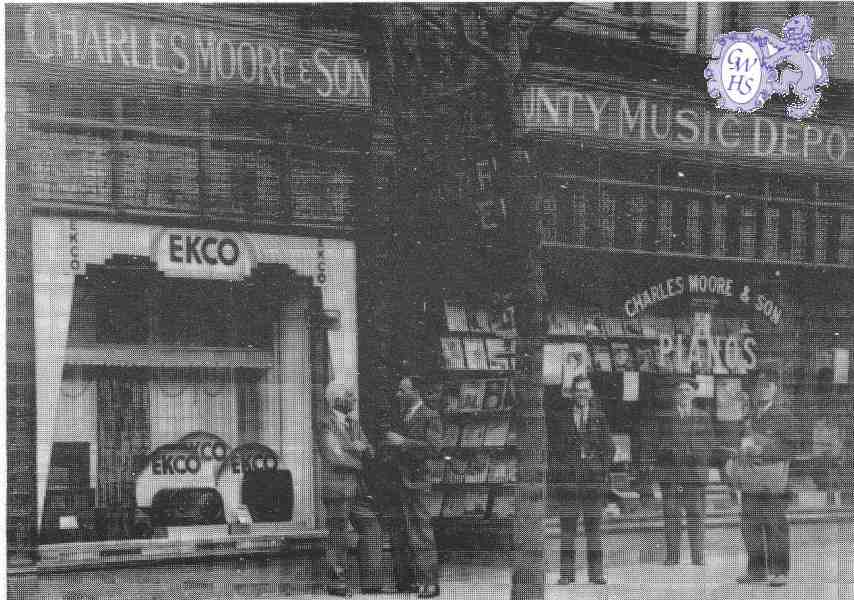 24-018 Charles Moore & Son shop in Blaby Road South Wigston c 1915