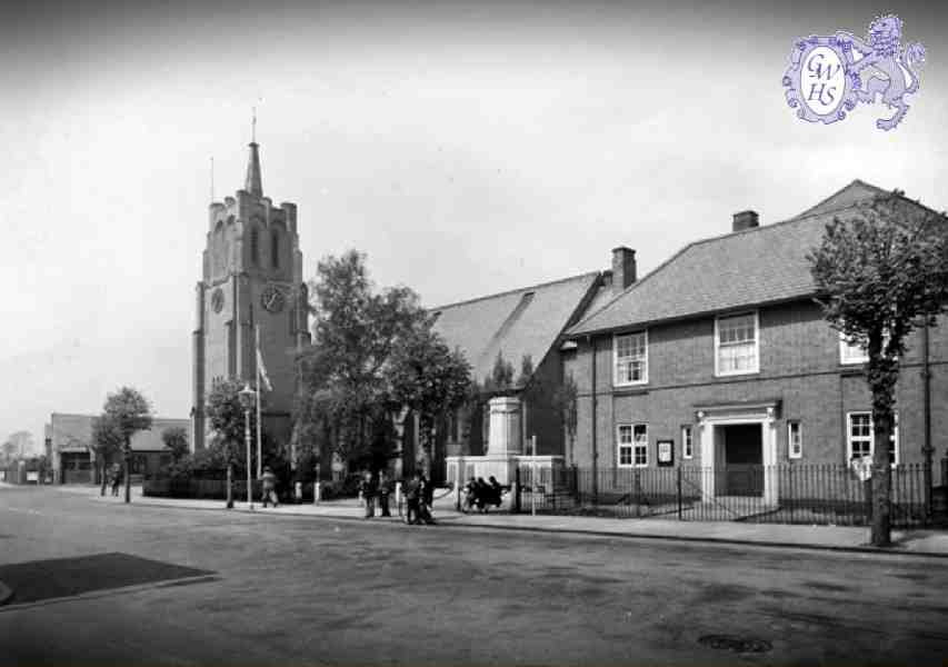 32-382 St Thomas Church, South Wigston ~ Postcard from 1939