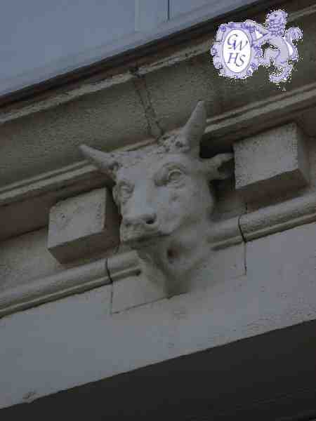 23-881 The Bull Logo on the Kings Centre Building on Bull Head Street Wigston Magna 2014