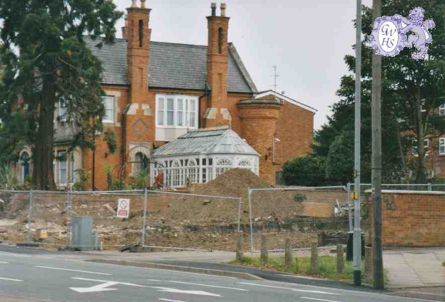 8-257 St Wolstans House Bull Head Street Wigston Magna 2005 (view opened by the demolition of Queens Head)