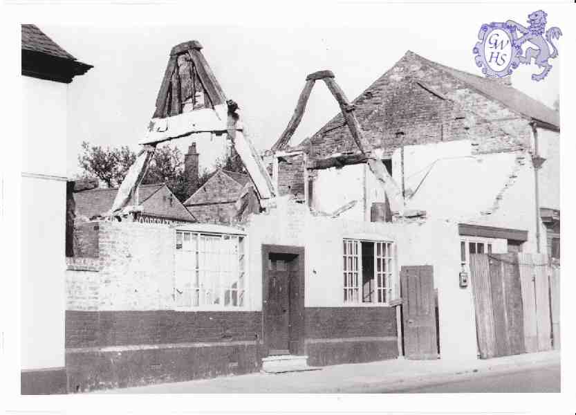8-96 Demolition of old cottages c 1950 Bull Head Street Wigston Magna