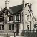 23-514a The Queens Head Bull Head Street Wigston Magna 1945