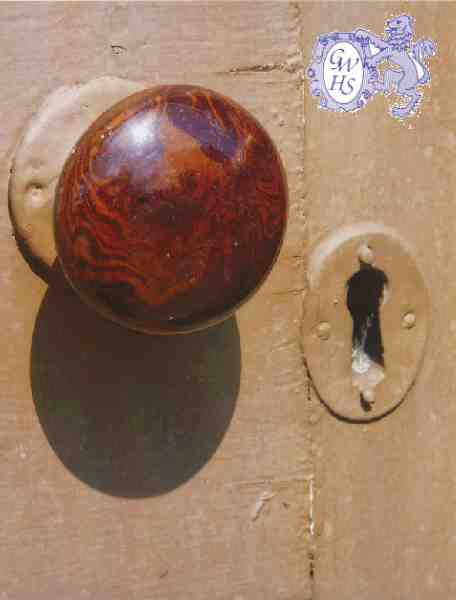 16-007 Door Knob on Master Hosiers House 42 Bushloe End 2011