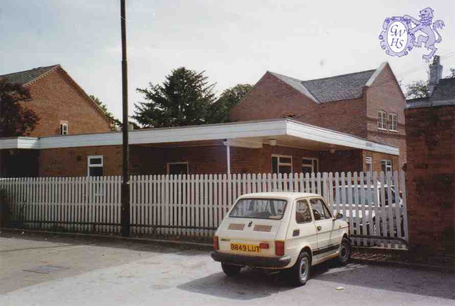 29-585 Re-build of Surgery at 48 Bushloe End Wigston Magna 1991 - 1992