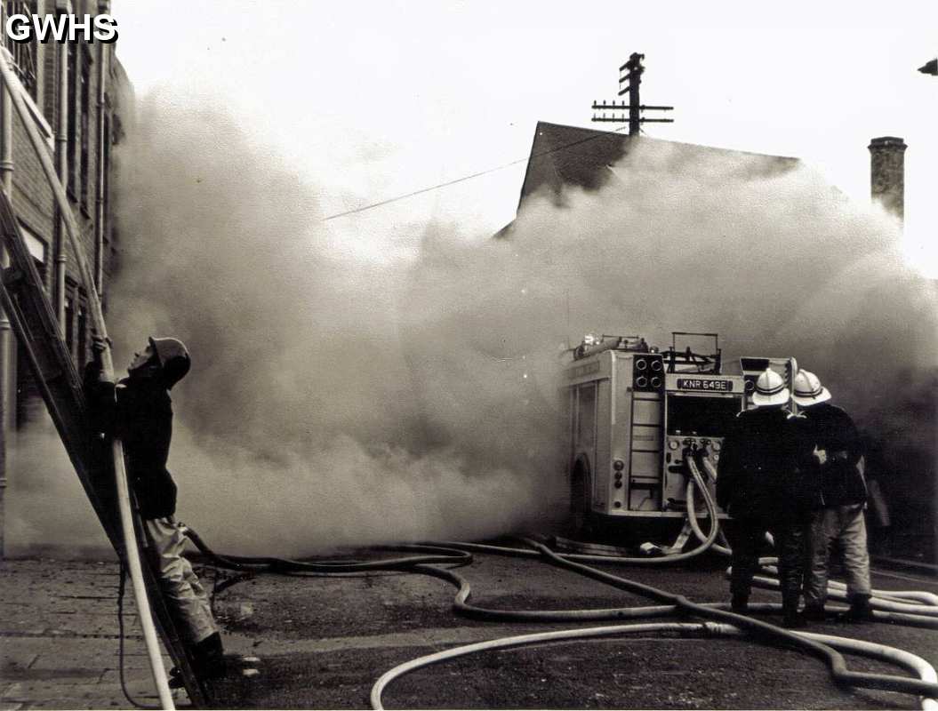 32-470 Nabisco factory fire 16th May 1968 Canal Street South Wigston