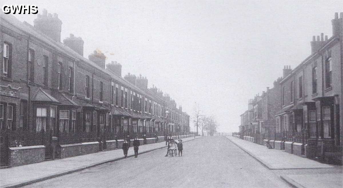 26-396 Central Avenue Wigston Magna looking East circa 1918