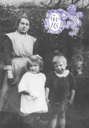 14-198 Gladys Forryan & Louisa Forran + 2 grandchildren