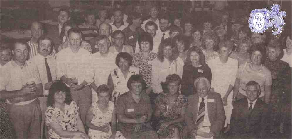 22-538 Bushloe High School reunion of class of 1962. Taken in 1990 Wigston
