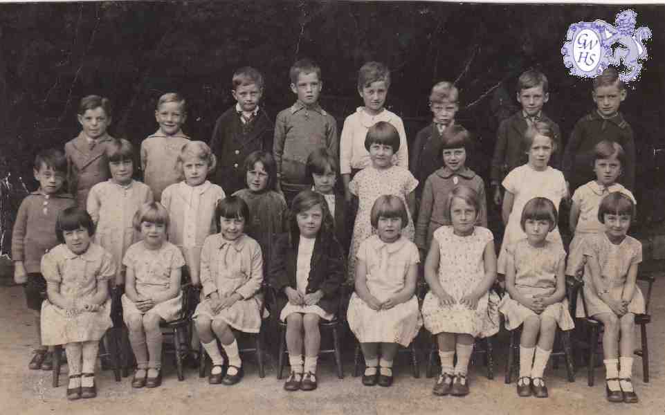 9-96 Bell Street School Wigston Magna 1932