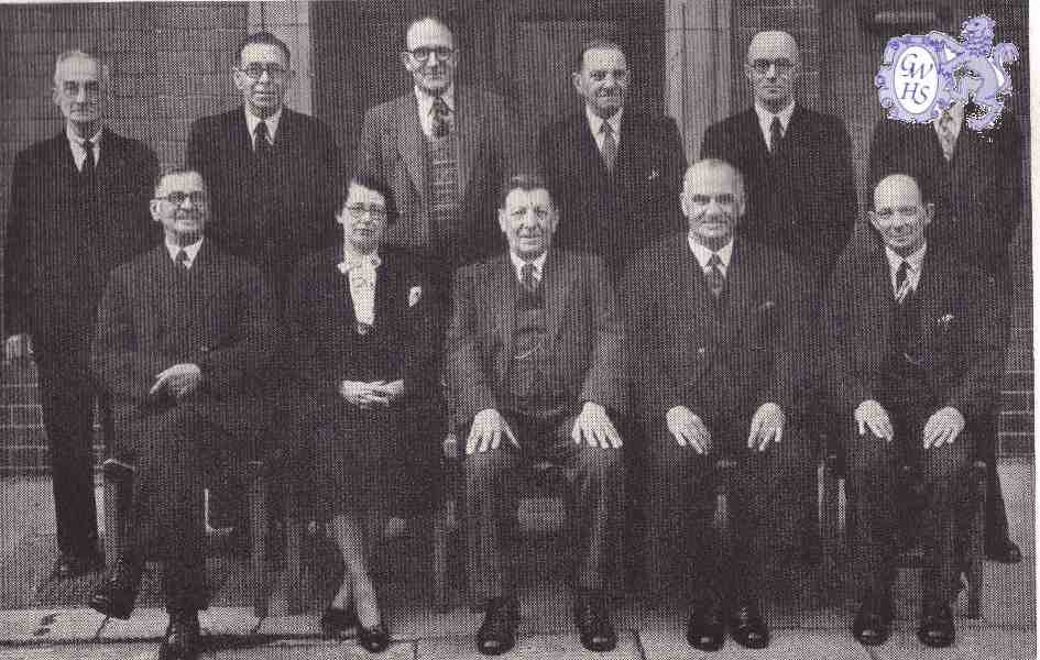 23-499 The Committee of The Wigston Co-operative Hosiers Ltd in 1949