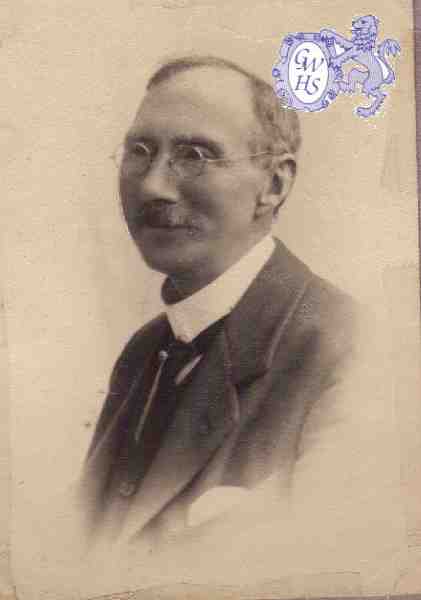 25-065 Dr N Barnley c 1914 Wigston Magna