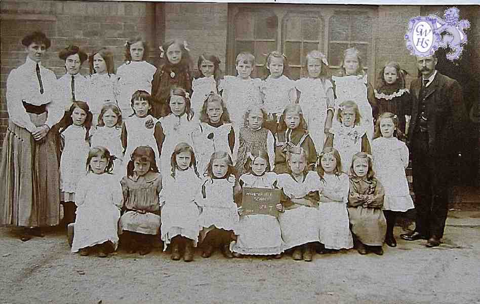 30-526 National School class with Alfred Samual Ross Head Master - Long Street Wigston Magna