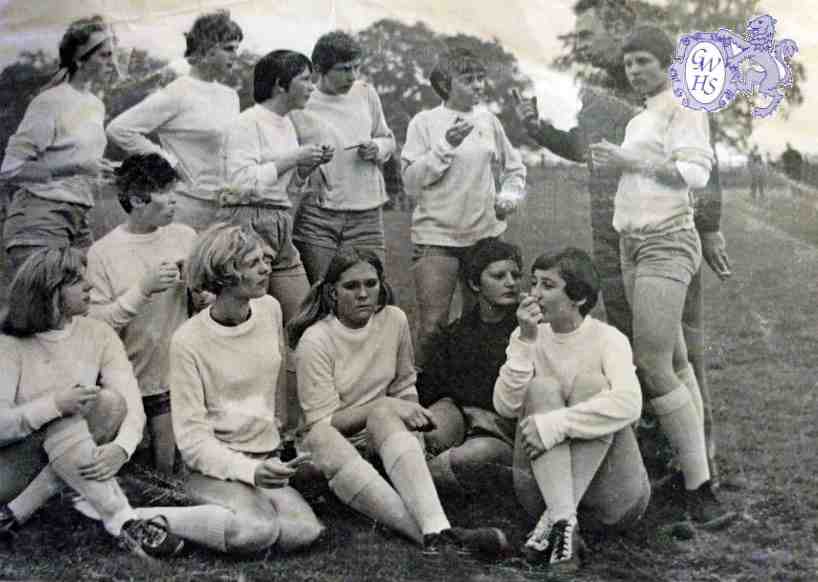 32-030 Ladies football teams started in 1966 Wigston Magna