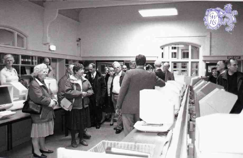 32-407 Historical Society visits LRO Wigston Magna 1993