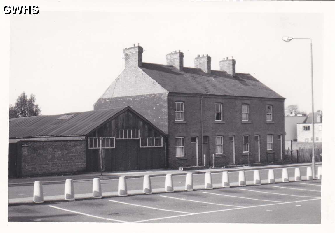 8-128 Frederick Street Wigston Magna c 1980 - formerly Mill Lane