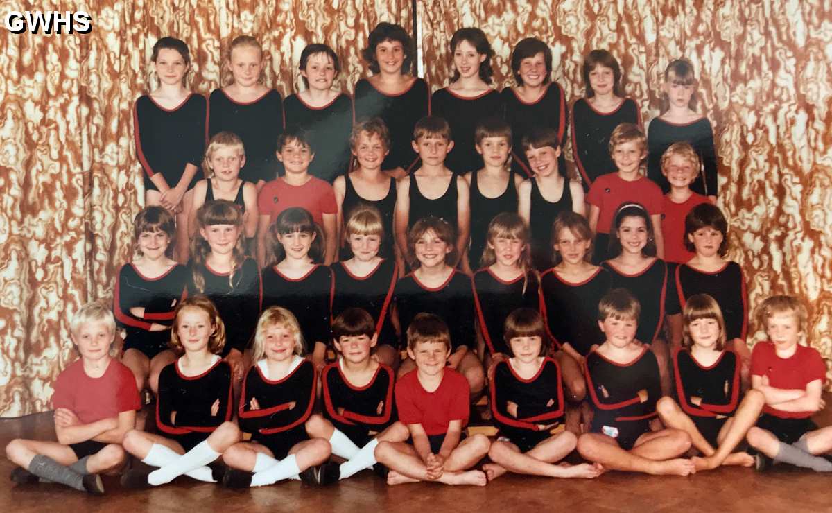 39-269 Glenmere School Gymnastics Club Wigston Magna 1984 - 1985