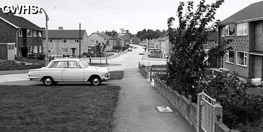 33-113 Halcroft, looking across Horsewell Lane up Falmouth Drive Wigston Magna