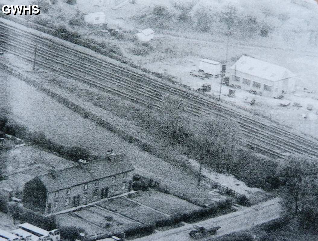 29-779 Monkey Row and Kilby Bridge Agricultural on right of railway at Kilby Bridge 1961