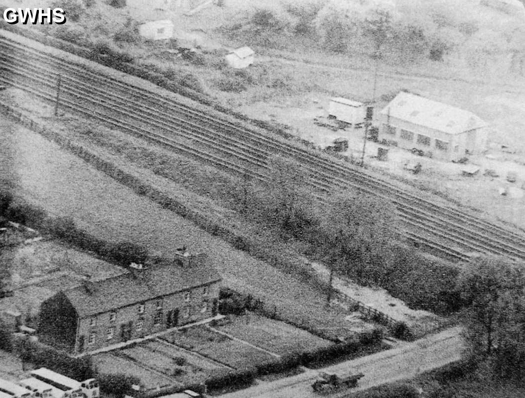 29-779a Monkey Row and Kilby Bridge Agricultural on right of railway at Kilby Bridge 1961