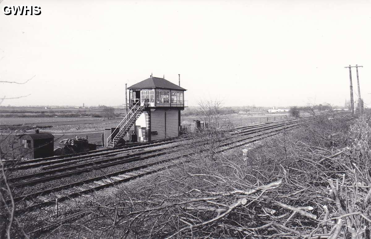 7-119 Kilby Bridge signal Box