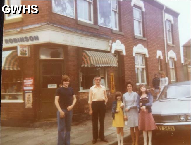 33-987 Robinson's Kirkdale Road South Wigston 1974
