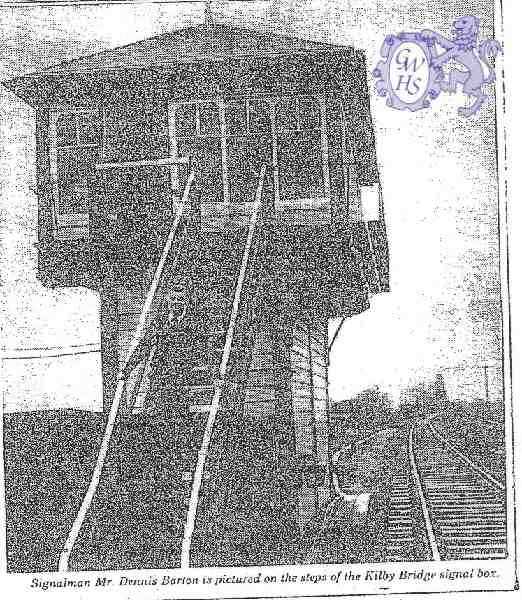 15-011 Dennis Barton Signalman at Kilbridge Bridge signal box