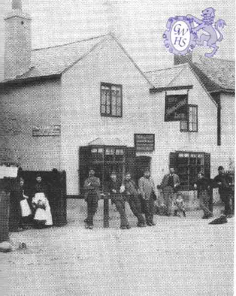 22-315 The Navigation Inn, Kilby Bridge, circa 1900
