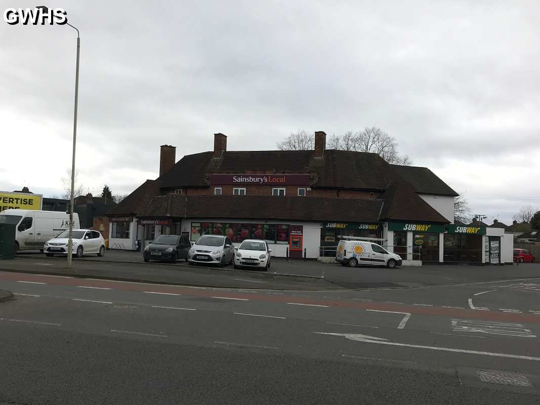 35-555 Sainsbury's local store Welford Road Wigston Fields Mar 2020