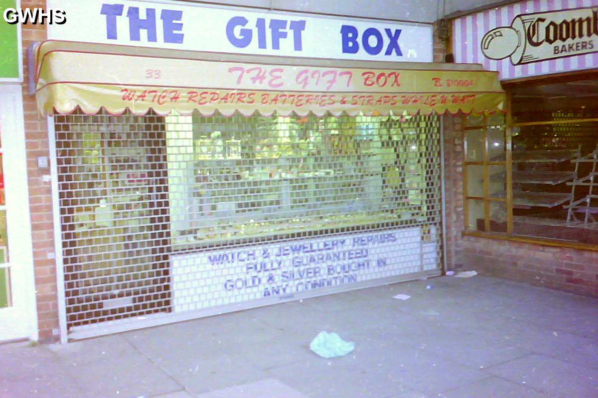 36-005 The Gift Box Leicester Road Wigston Magna